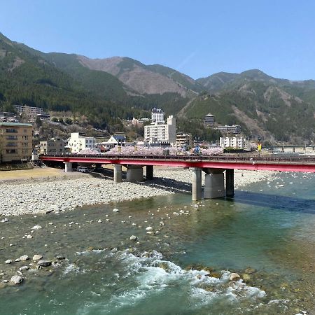 花緑里-Hanamidori-乙原のやど 岐阜下呂温泉郡上飛騨金山湖畔リゾート Gujo Luaran gambar