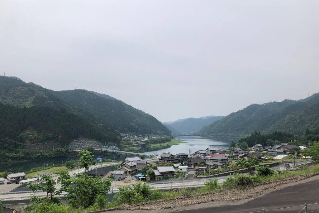 花緑里-Hanamidori-乙原のやど 岐阜下呂温泉郡上飛騨金山湖畔リゾート Gujo Luaran gambar